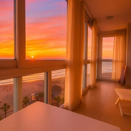 Balcon Al Mar * 托雷莫利诺斯